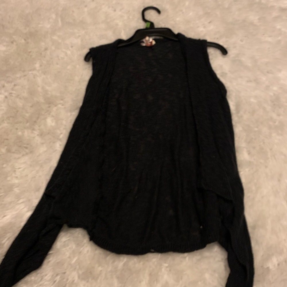 Sleeveless cardigans